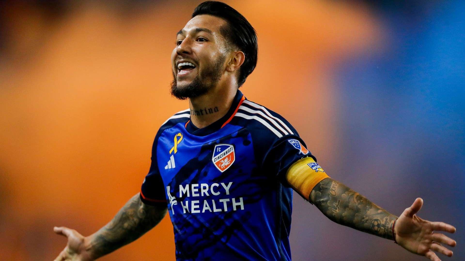 作为亚洲体 作为亚洲体